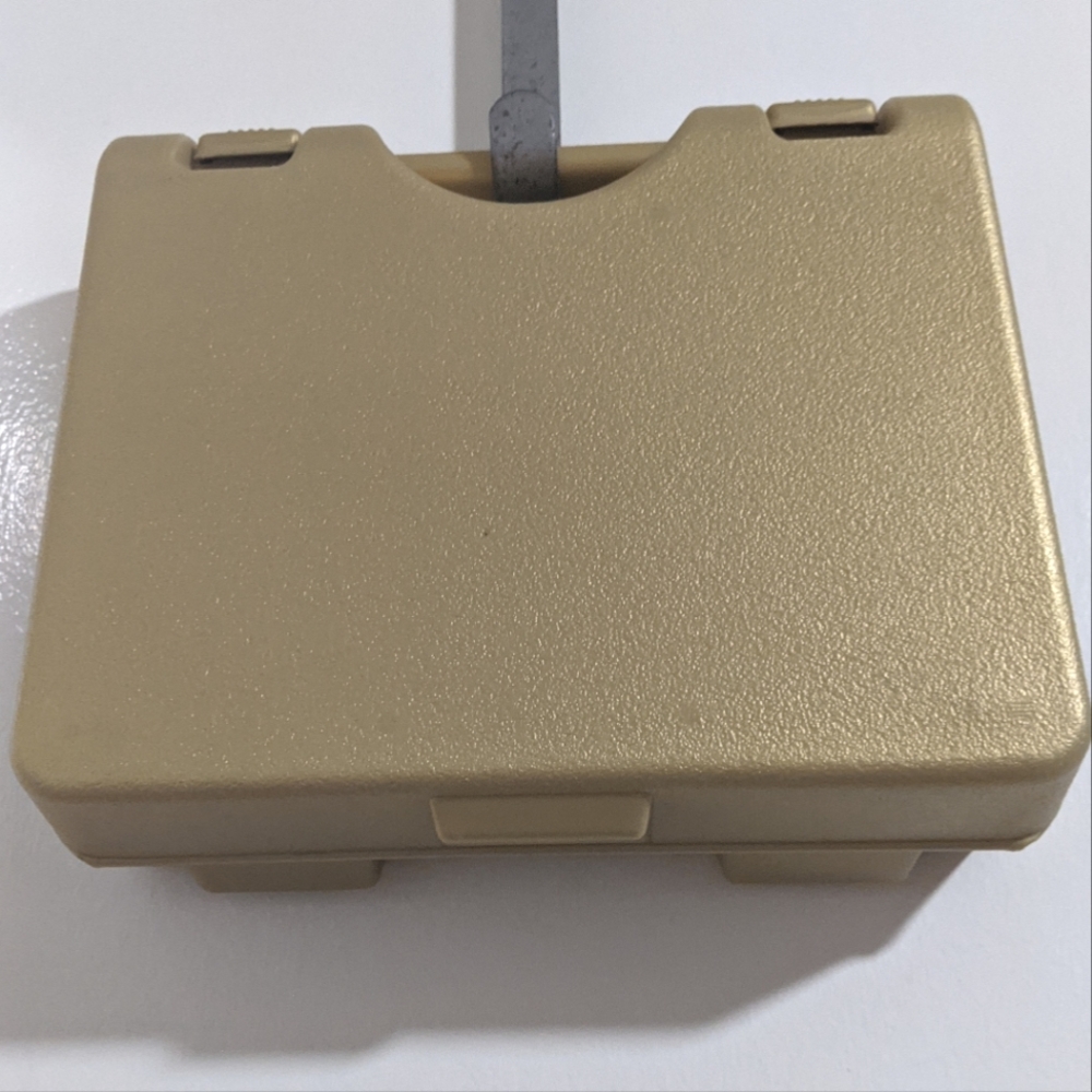 1997 gold LEGO container in great condition - Picture 8 of 8